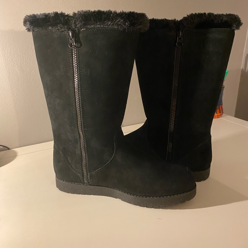 Universal Thread Boots - Picture 2 of 3